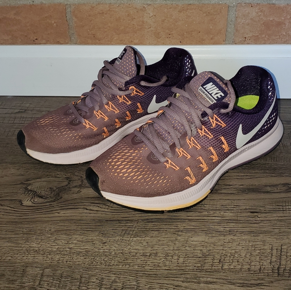 Nike zoom pegasus 33 running shoes